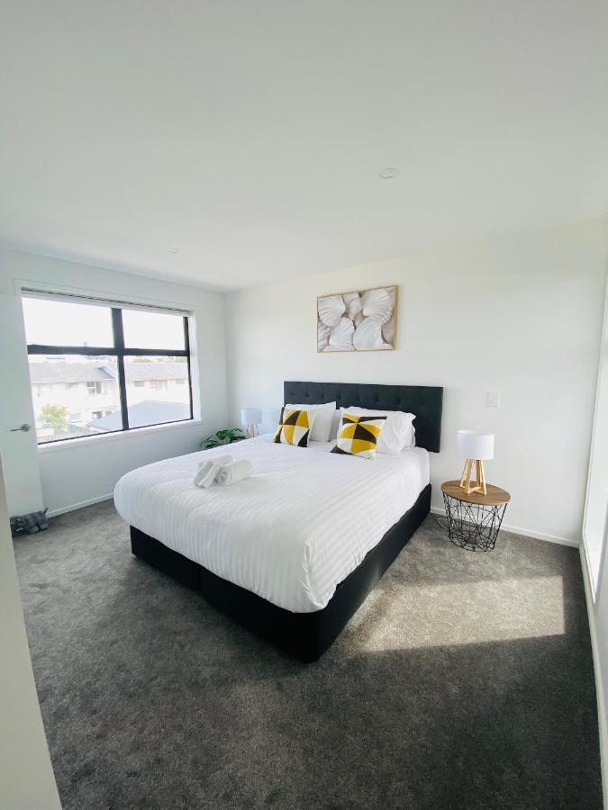 Home Sweet Home Christchurch Centre ภายนอก รูปภาพ